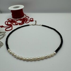 Black and White Pearl Cord Necklace